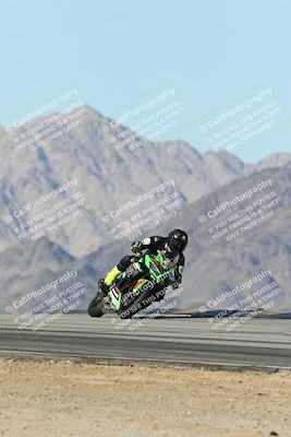 media/Dec-01-2025-Moto Forza (Mon) [[2daa91e15f]]/2-Intermediate Group/Session 4 Turn 9/